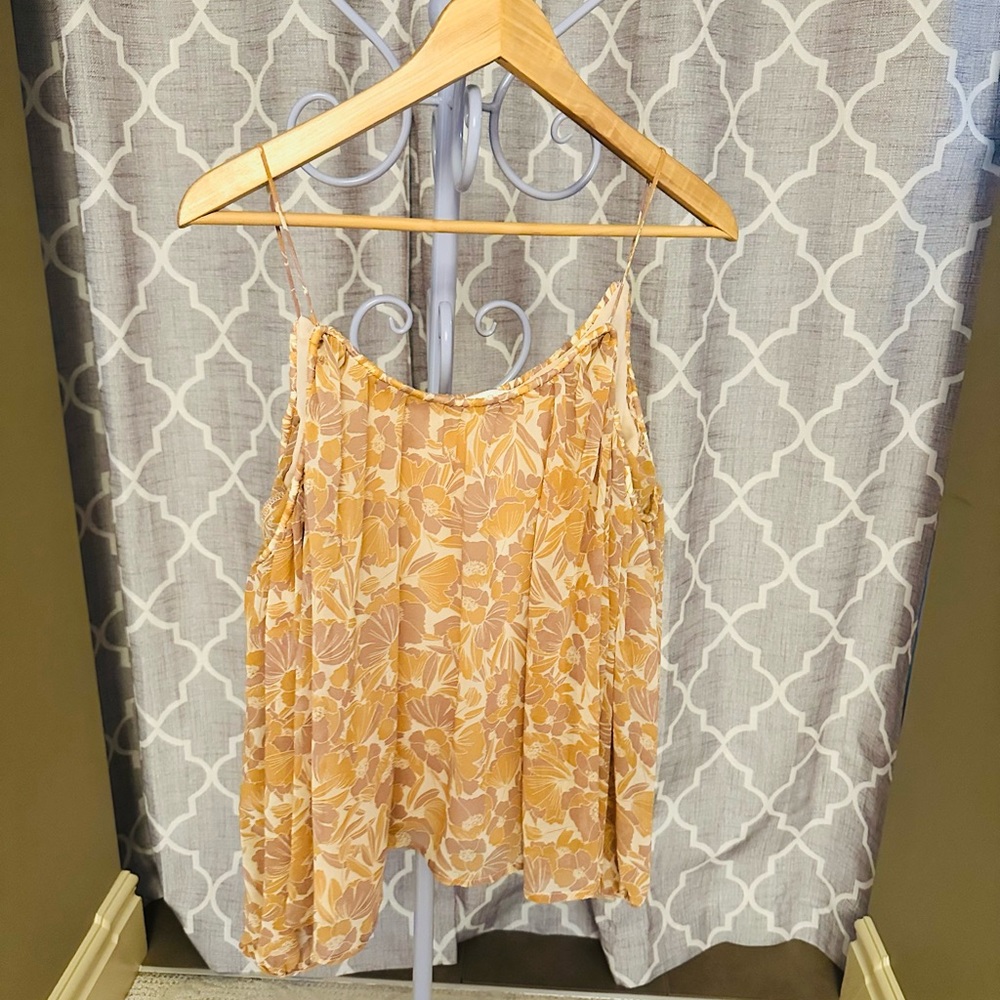 #🌻191 Astr Orange and Cream Pleated Sleeveless Camisole (Plus size XS)